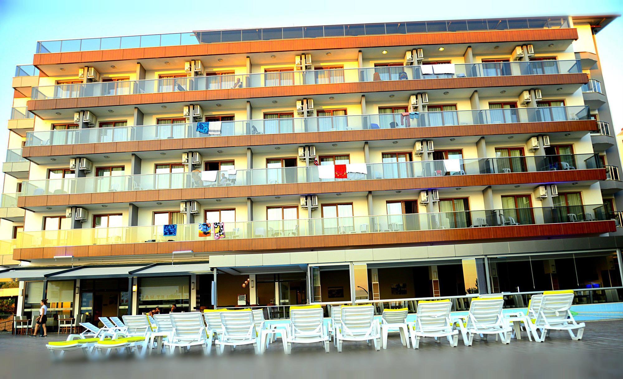 Comfort Ada Class Hotel Kuşadası Ngoại thất bức ảnh