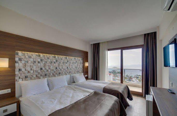 Comfort Ada Class Hotel Kuşadası Ngoại thất bức ảnh